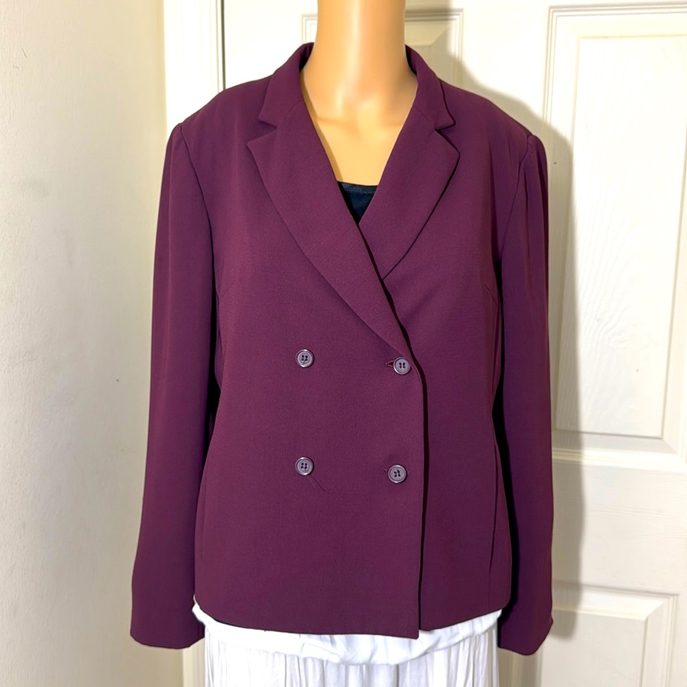 Laura Scott Burgundy Maroon Blazer Suit Seperates Size 8 Petite